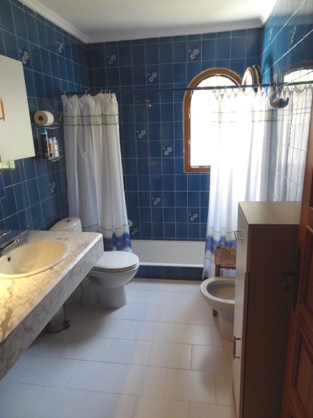 4 1/2 Zimmer Ferienhaus in Javea an der Costa Blanca Bad 1